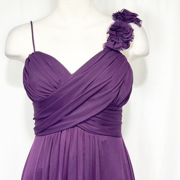 Betsy & Adam Grecian One Shoulder Floral Shoulder Long Gown size 6 Petite Purple - Picture 5 of 10
